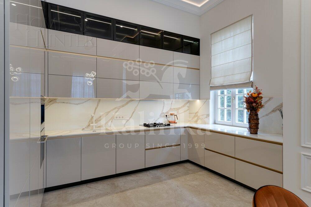 2-этажный коттедж 260 м² с отделкой
