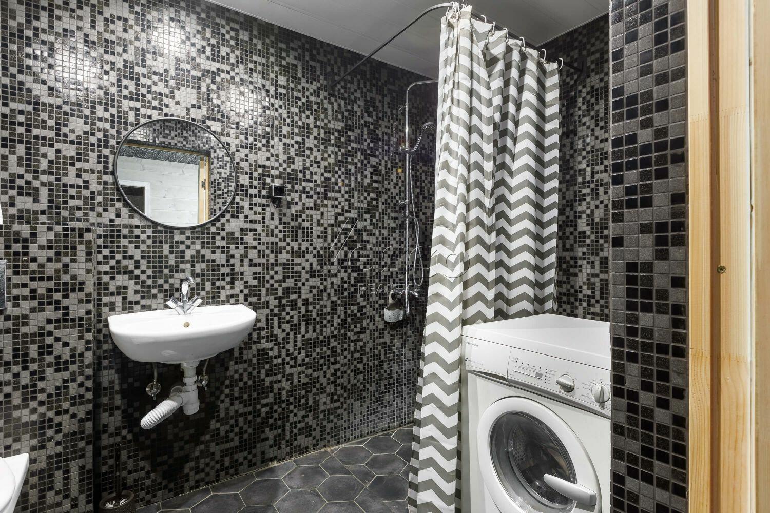 2-этажный коттедж 680 м² с отделкой