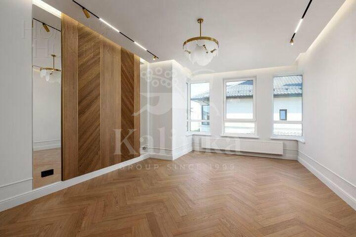 2-этажный коттедж 275 м² с отделкой