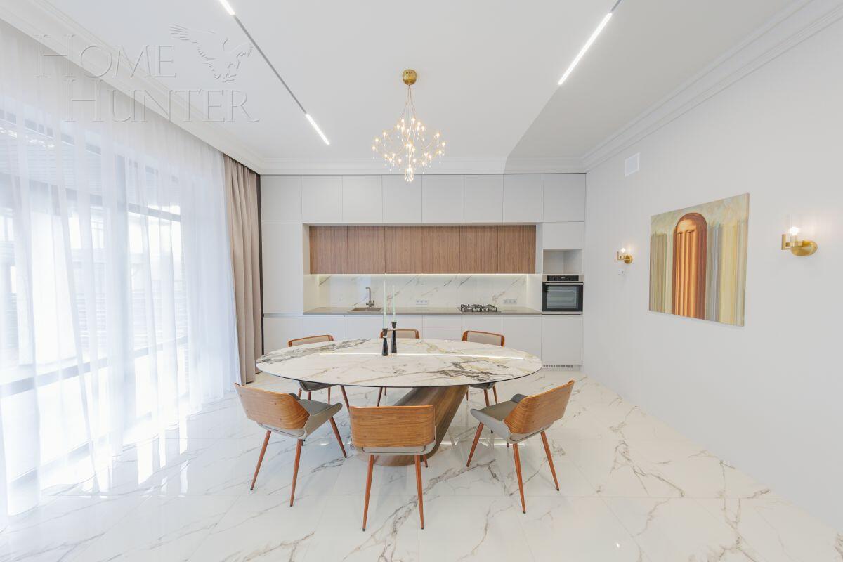 2-этажный коттедж 234.4 м² с отделкой