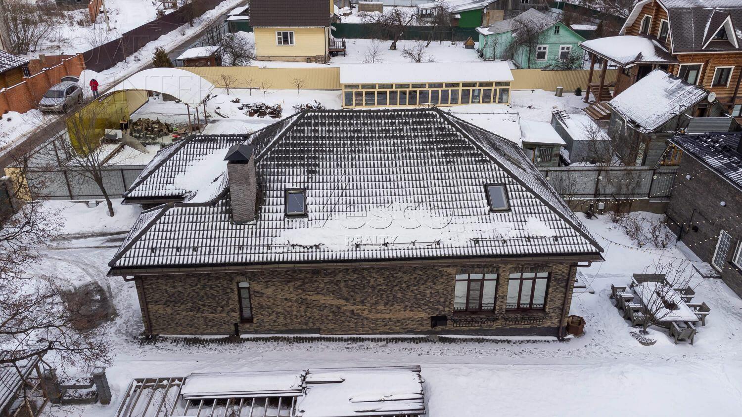 2-этажный коттедж 680 м² с отделкой