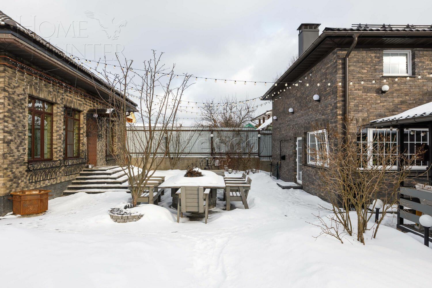 2-этажный коттедж 680 м² с отделкой