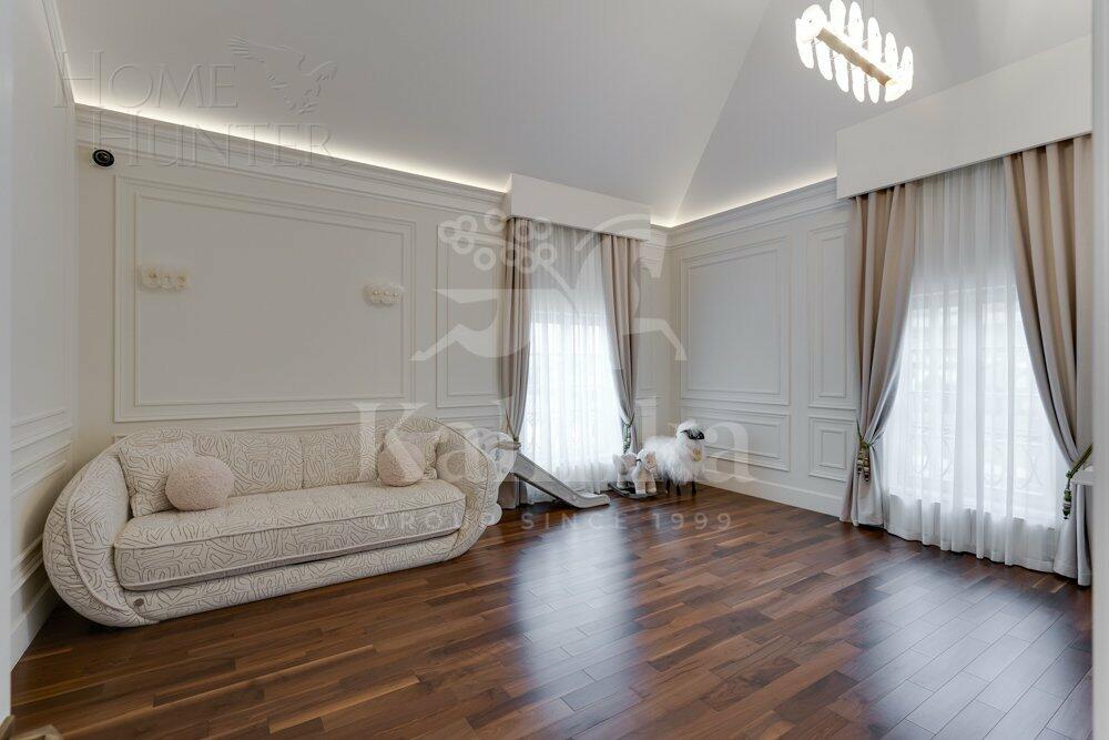 2-этажный коттедж 260 м² с отделкой