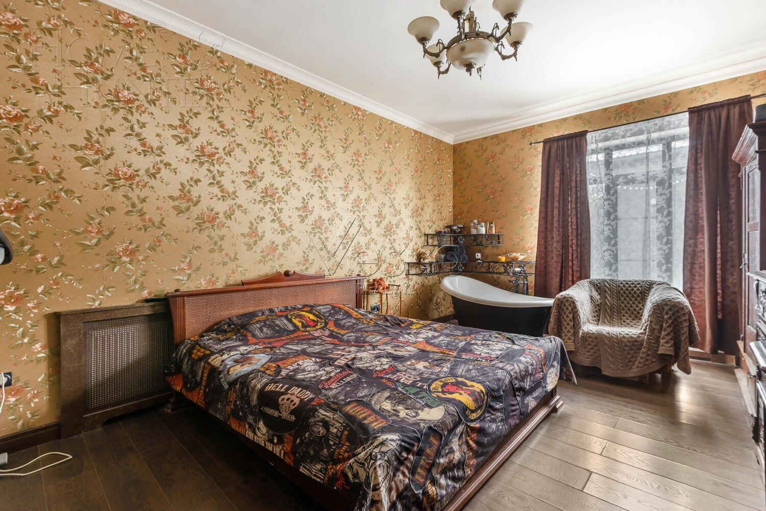 2-этажный коттедж 680 м² с отделкой