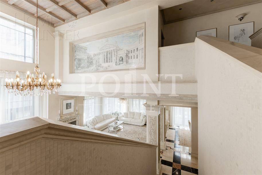 2-этажный коттедж 325 м² с отделкой