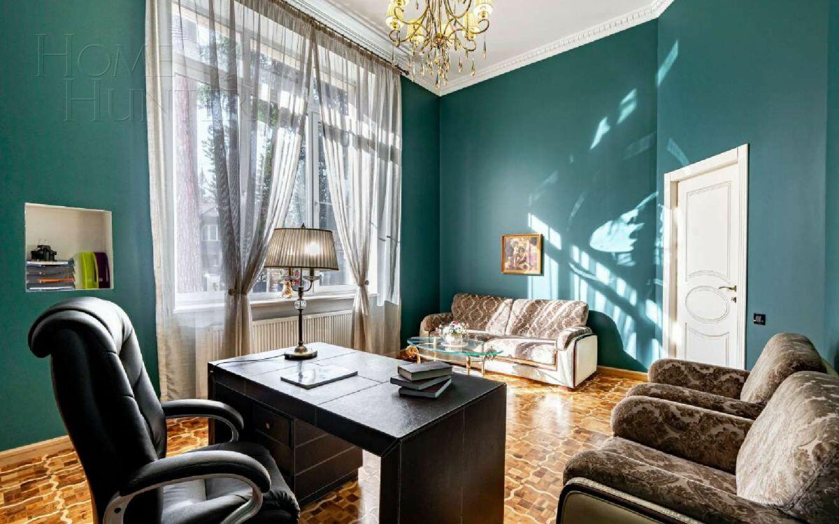 2-этажный коттедж 1 065 м² с отделкой