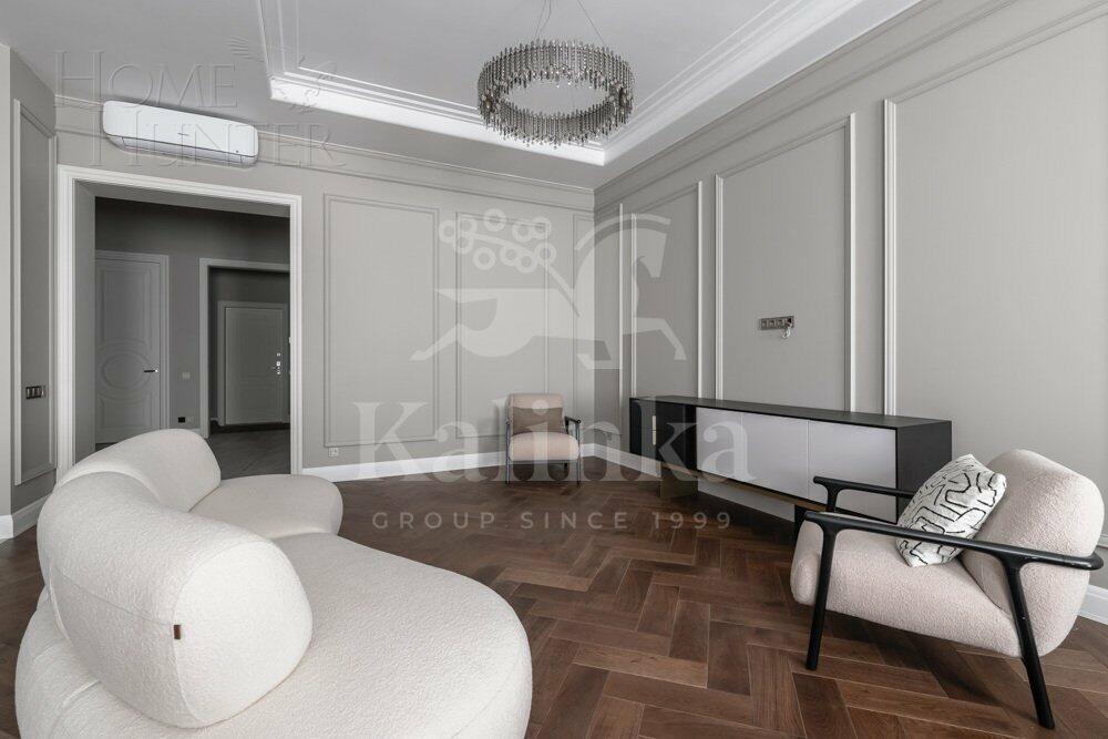 3-этажный таунхаус 271 м² с отделкой