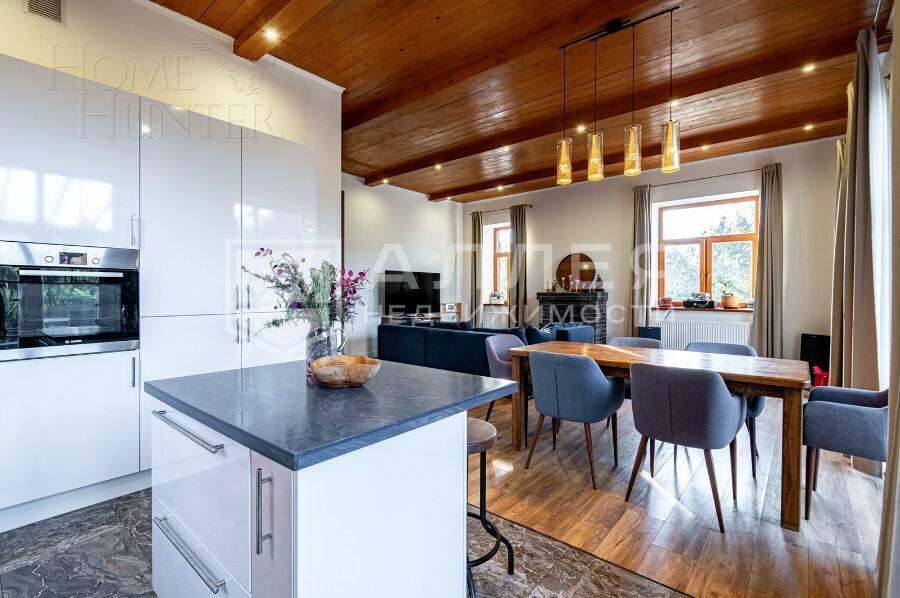 2-этажный коттедж 400 м² с отделкой