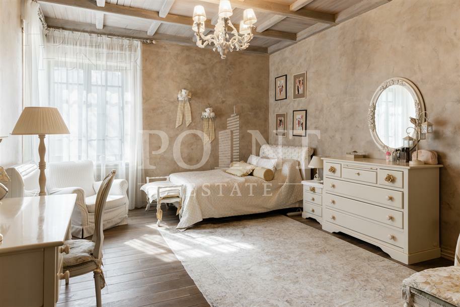 2-этажный коттедж 325 м² с отделкой