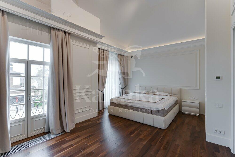 2-этажный коттедж 260 м² с отделкой