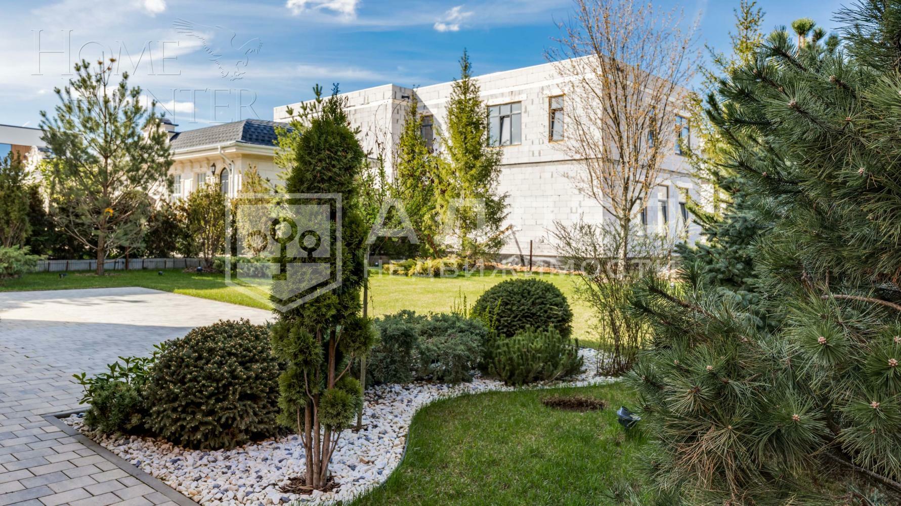 2-этажный коттедж 260 м² с отделкой