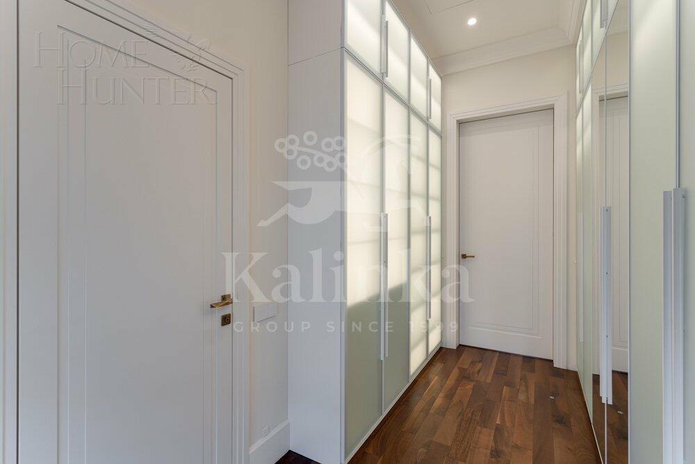 2-этажный коттедж 260 м² с отделкой