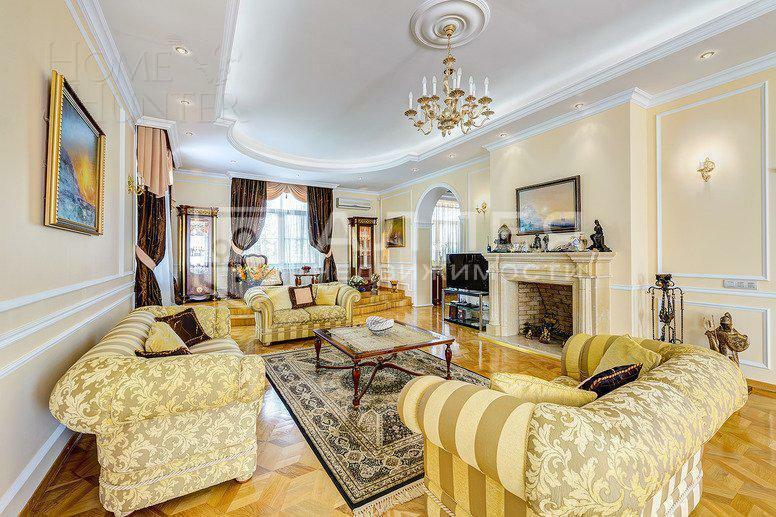 3-этажный коттедж 935 м² с отделкой