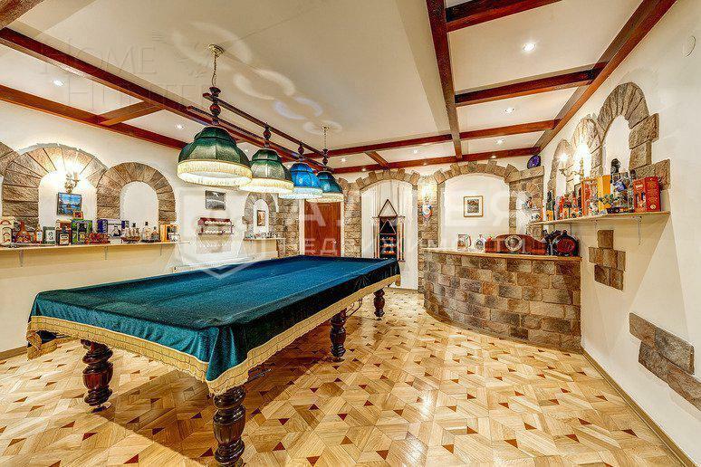 3-этажный коттедж 935 м² с отделкой