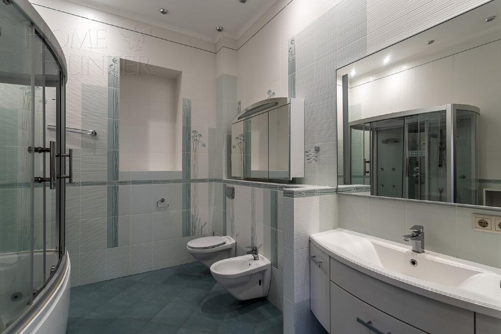 2-этажный коттедж 640 м² с отделкой