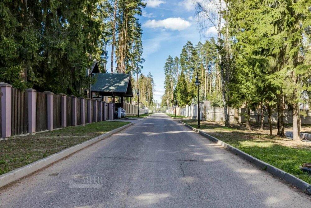 2-этажный коттедж 520 м² без отделки