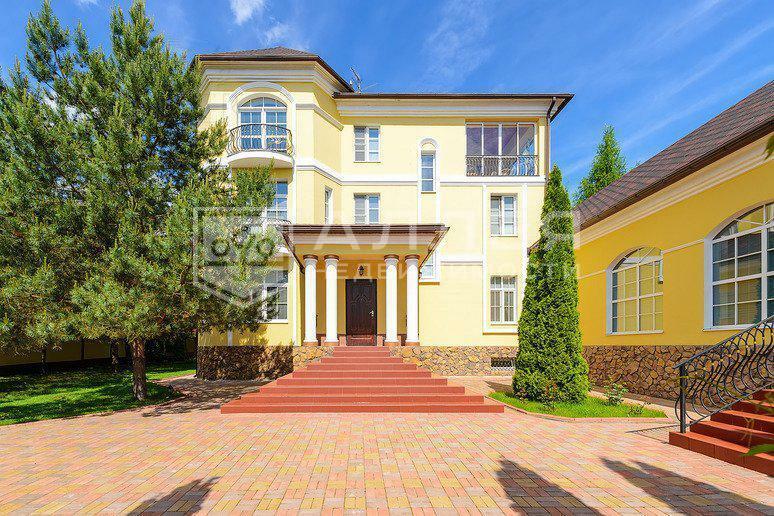 3-этажный коттедж 935 м² с отделкой