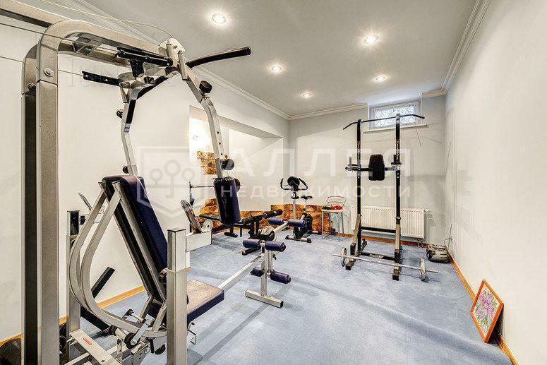 3-этажный коттедж 935 м² с отделкой