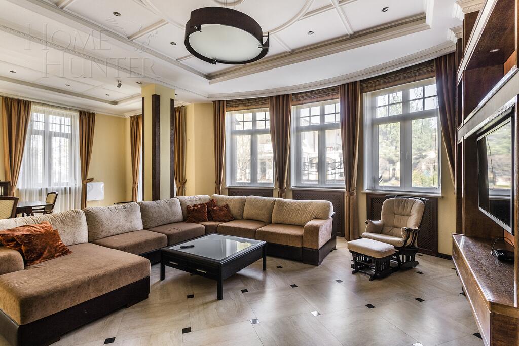 2-этажный коттедж 640 м² с отделкой