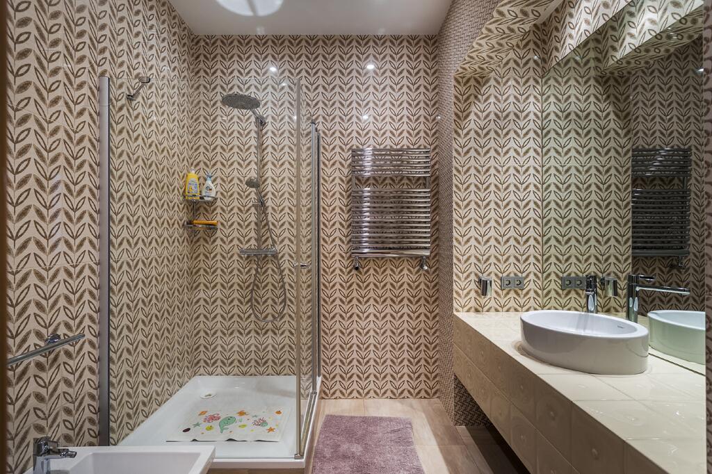2-этажный коттедж 640 м² с отделкой