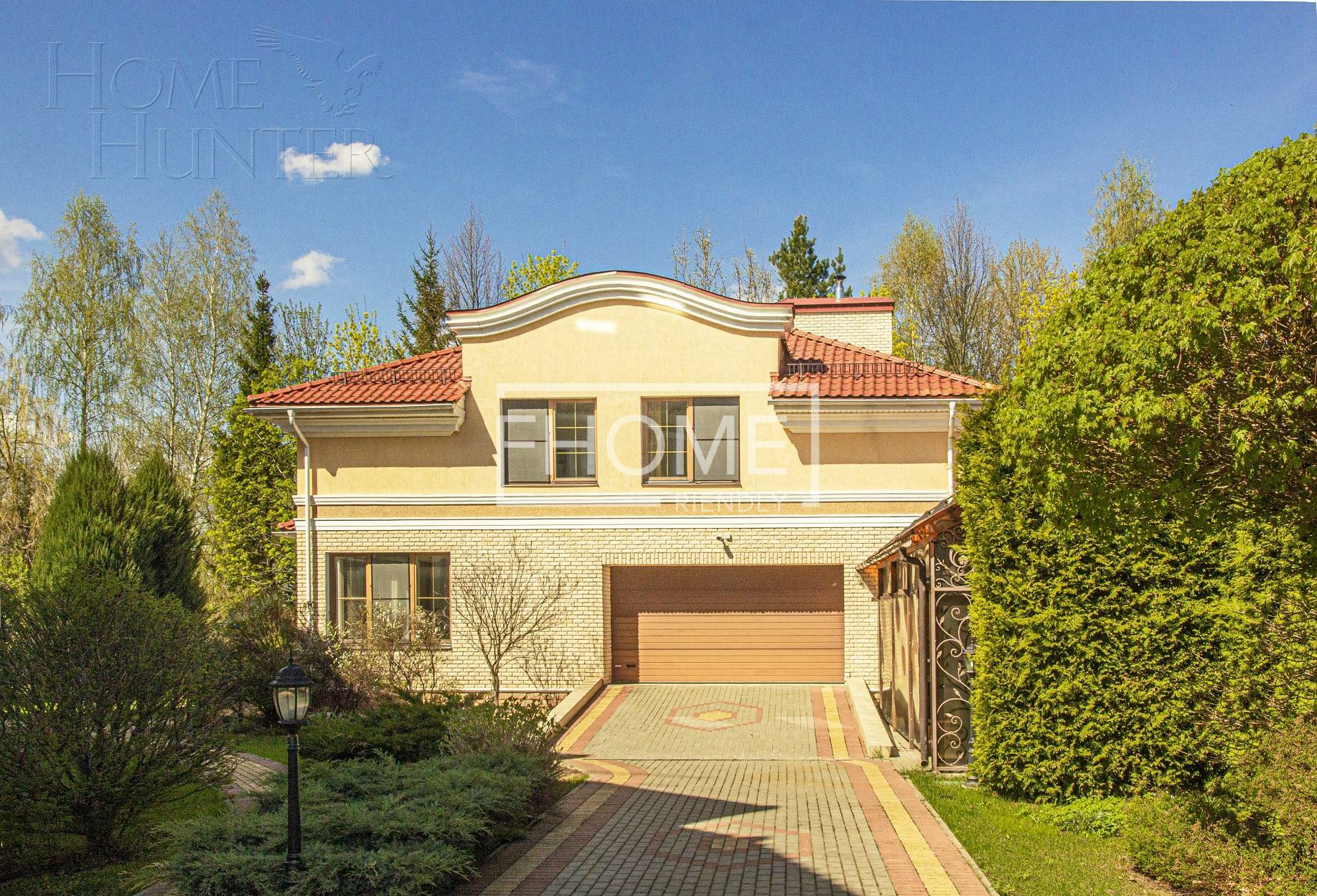 2-этажный коттедж 1 200 м² с отделкой