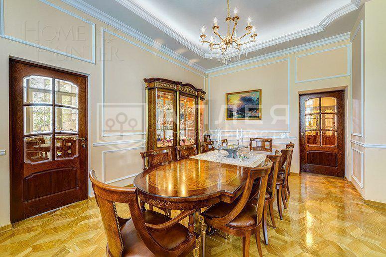 3-этажный коттедж 935 м² с отделкой