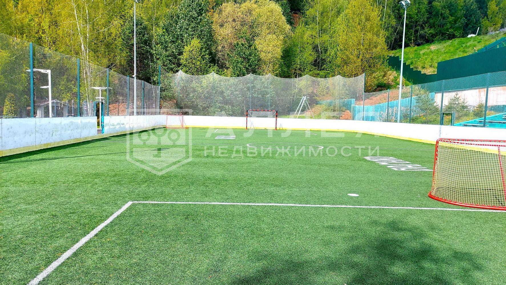 Участок 9 сот. в охраняемом поселке