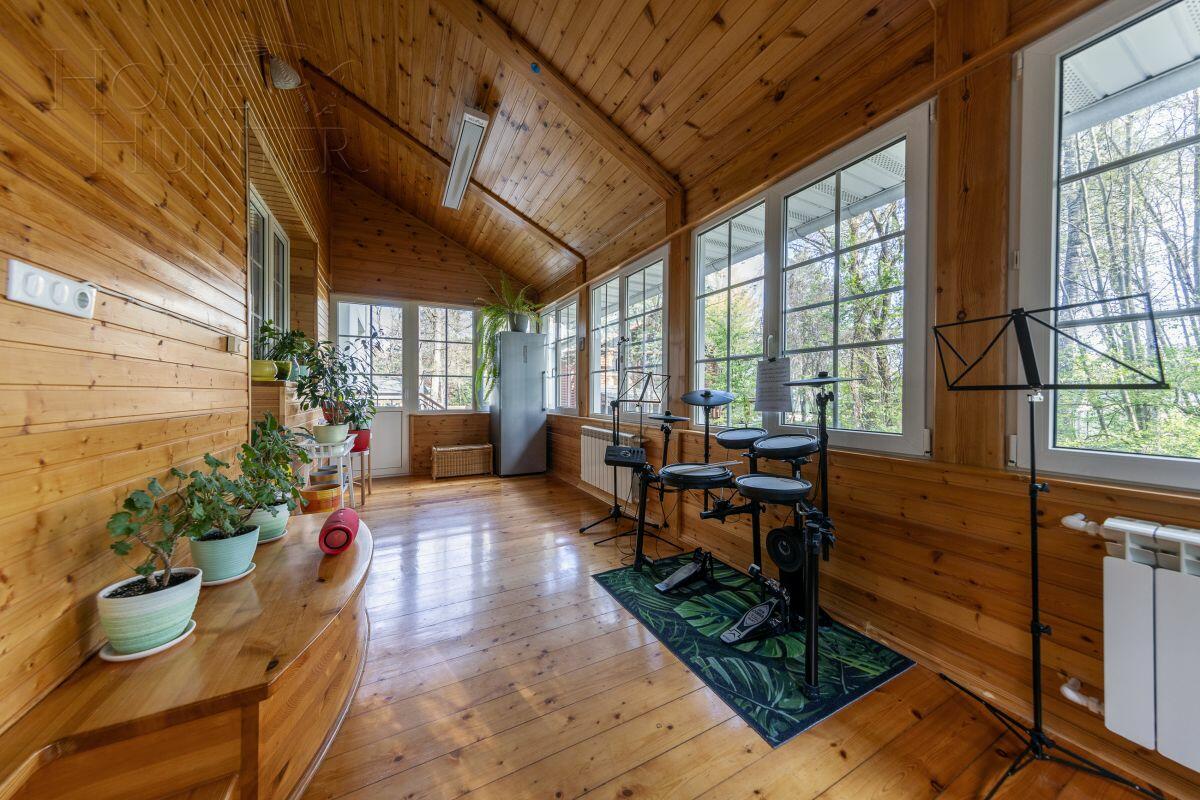 2-этажный коттедж 282.7 м² с отделкой