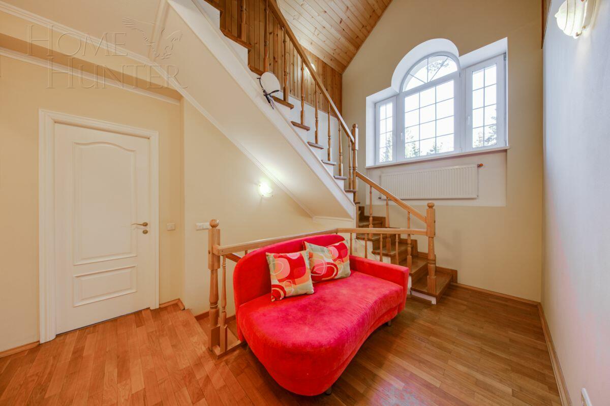 2-этажный коттедж 350 м² с отделкой