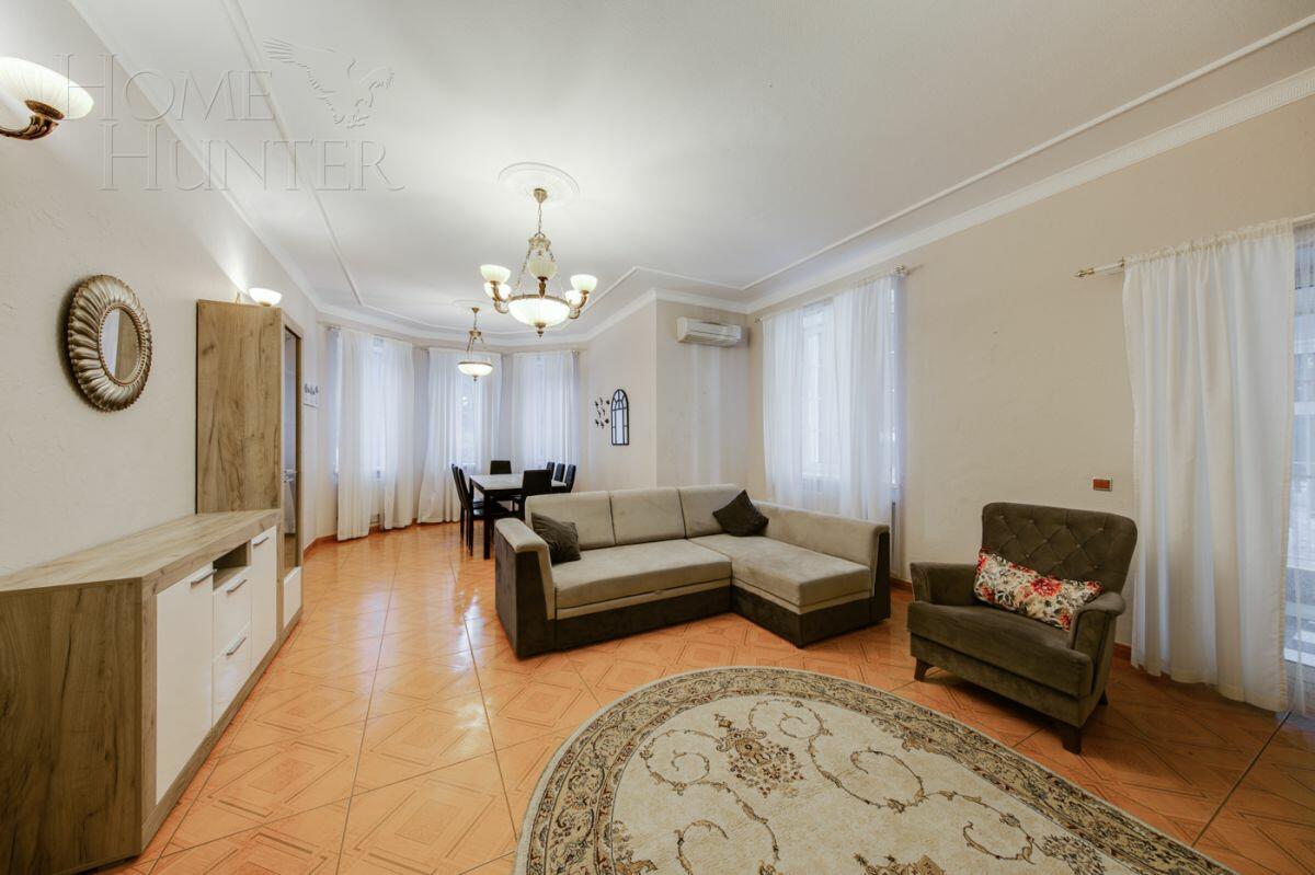 2-этажный коттедж 350 м² с отделкой