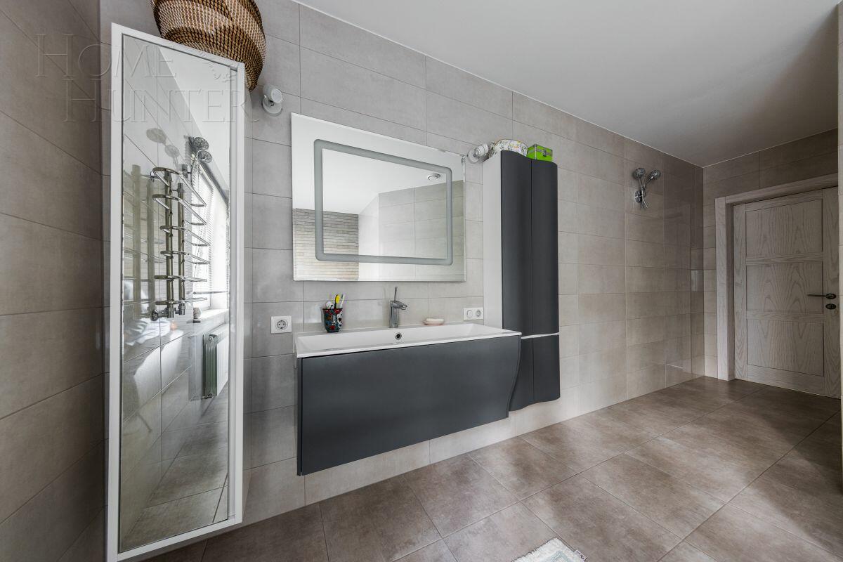 2-этажный коттедж 282.7 м² с отделкой