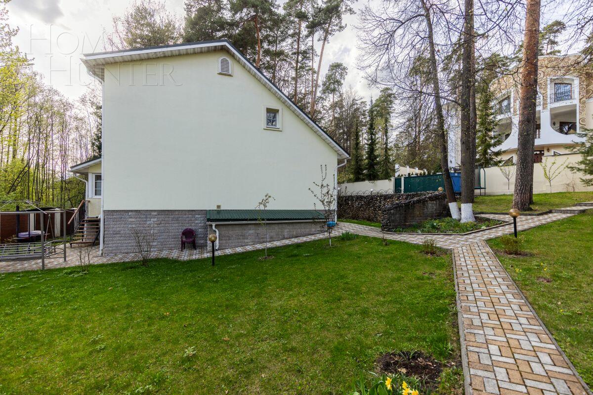 2-этажный коттедж 282.7 м² с отделкой