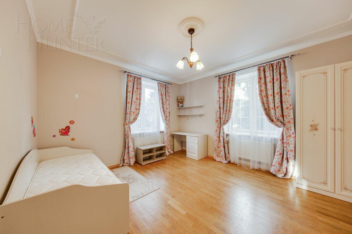 2-этажный коттедж 350 м² с отделкой