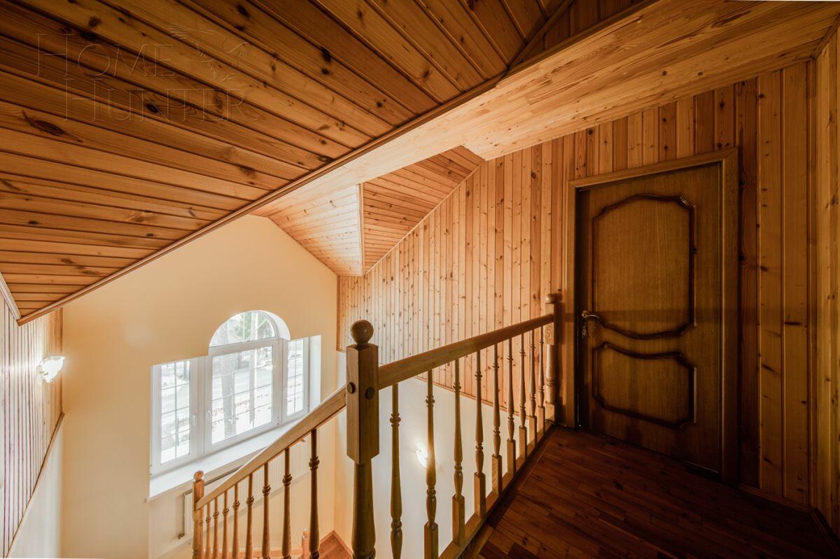 2-этажный коттедж 350 м² с отделкой