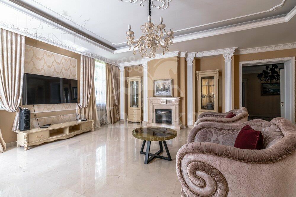 2-этажный коттедж 700 м² с отделкой