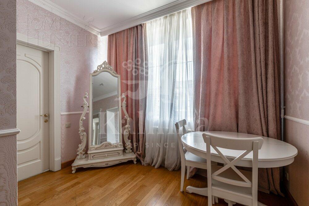 2-этажный коттедж 700 м² с отделкой