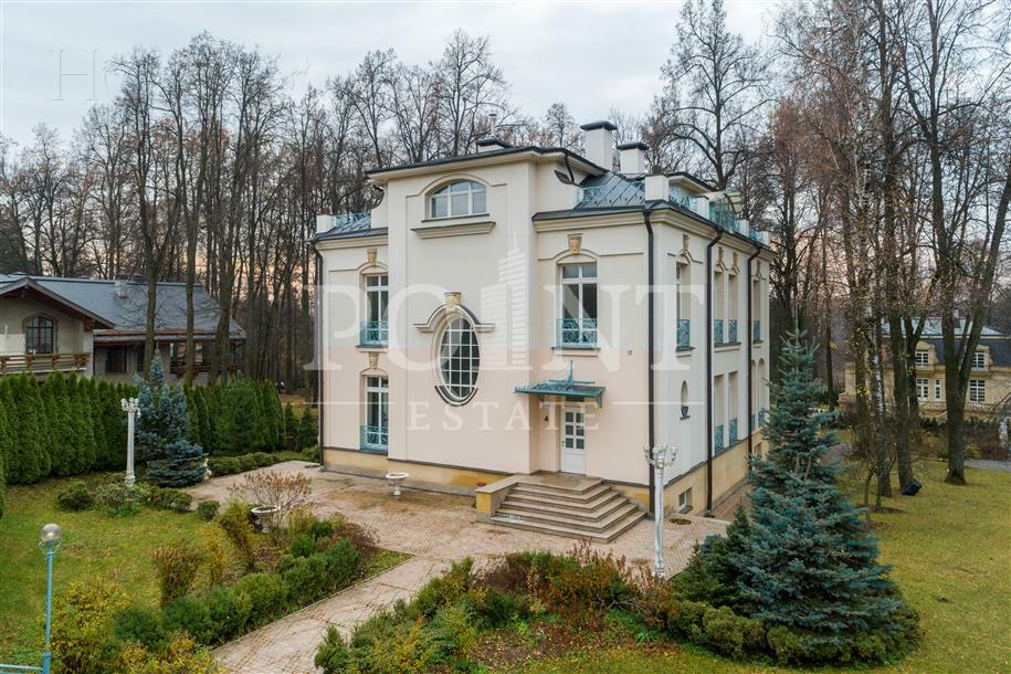 2-этажный коттедж 631 м² с отделкой