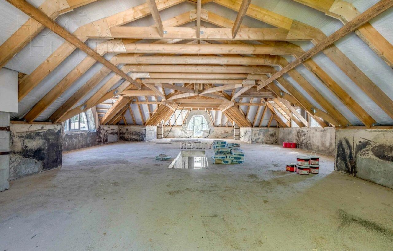 2-этажный коттедж 240 м² без отделки