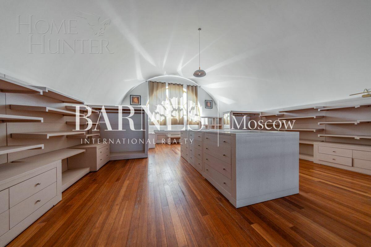 2-этажный коттедж 660 м² с отделкой