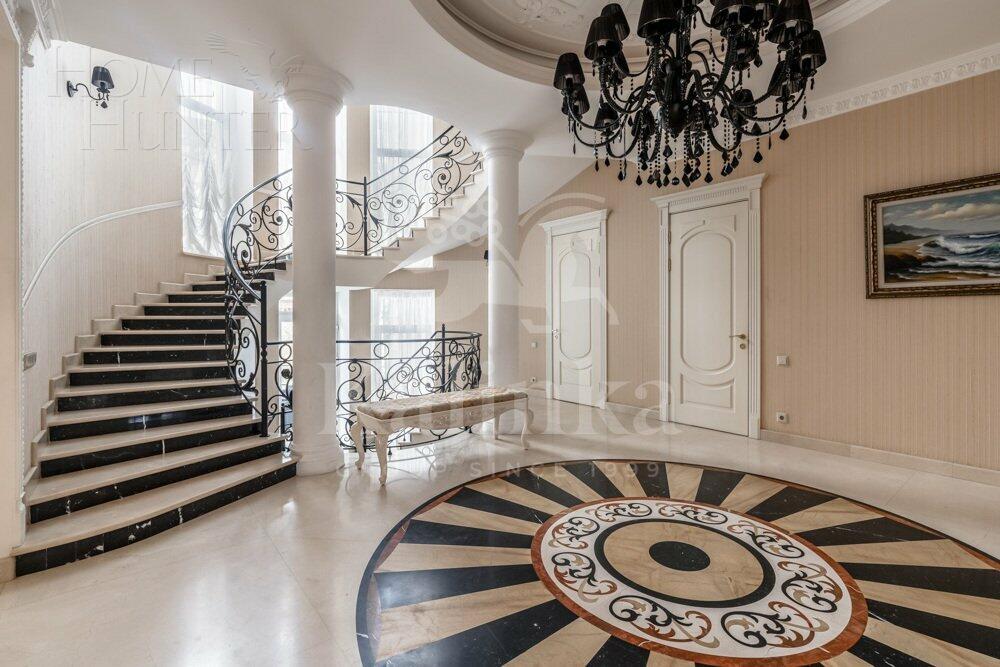 2-этажный коттедж 700 м² с отделкой