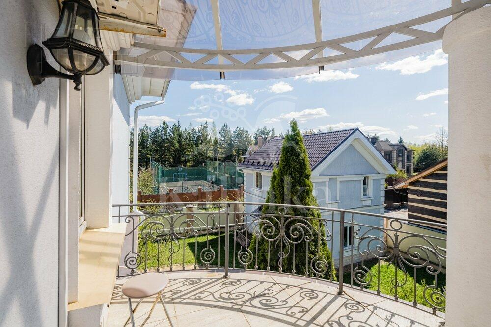 2-этажный коттедж 700 м² с отделкой