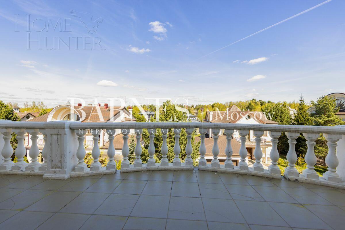 2-этажный коттедж 660 м² с отделкой