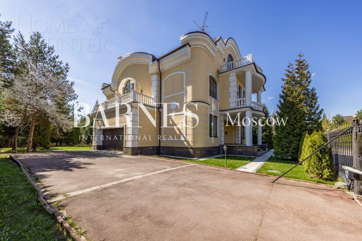 2-этажный коттедж 660 м² с отделкой