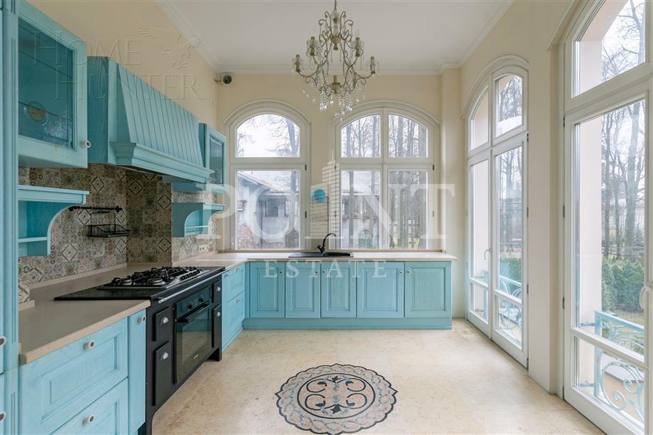 2-этажный коттедж 631 м² с отделкой