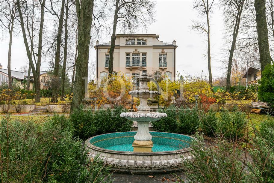 2-этажный коттедж 631 м² с отделкой