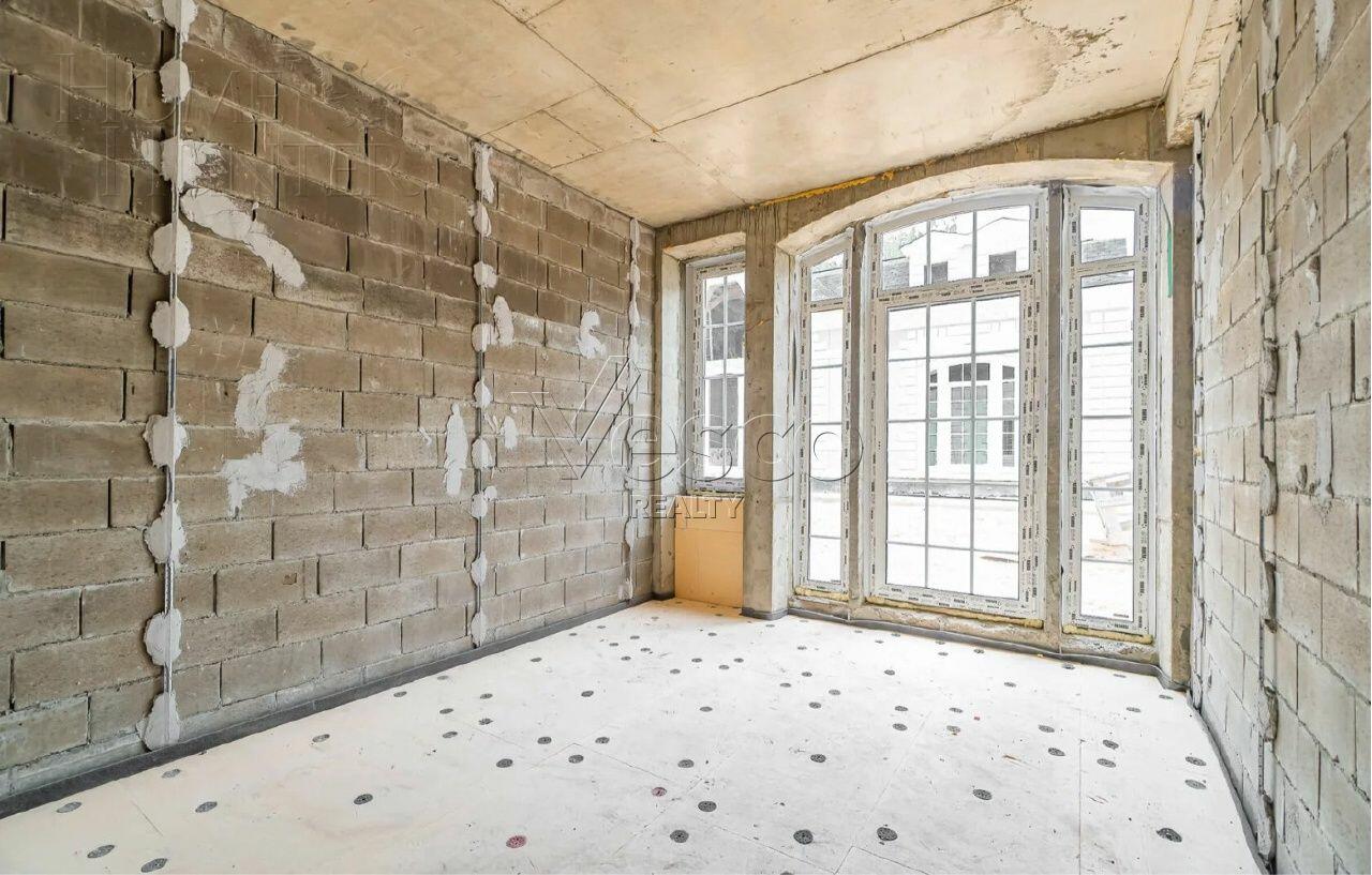 2-этажный коттедж 240 м² без отделки