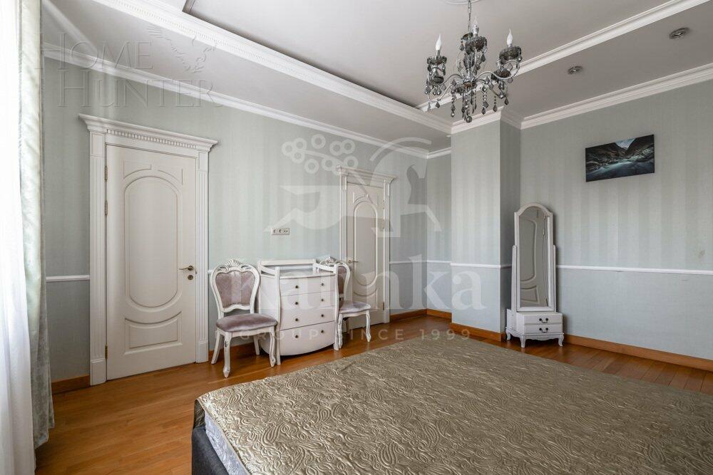 2-этажный коттедж 700 м² с отделкой