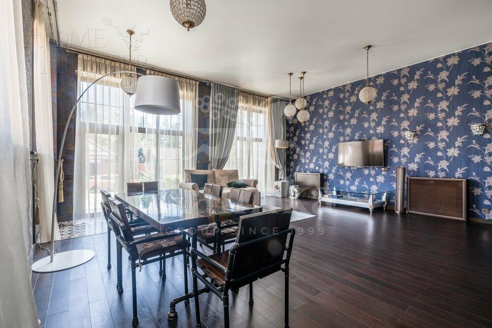 2-этажный коттедж 700 м² с отделкой