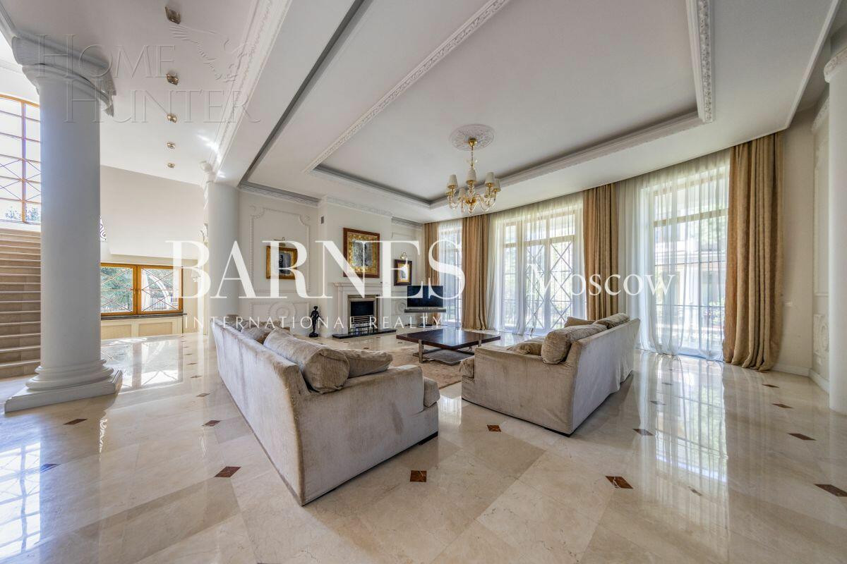 2-этажный коттедж 660 м² с отделкой