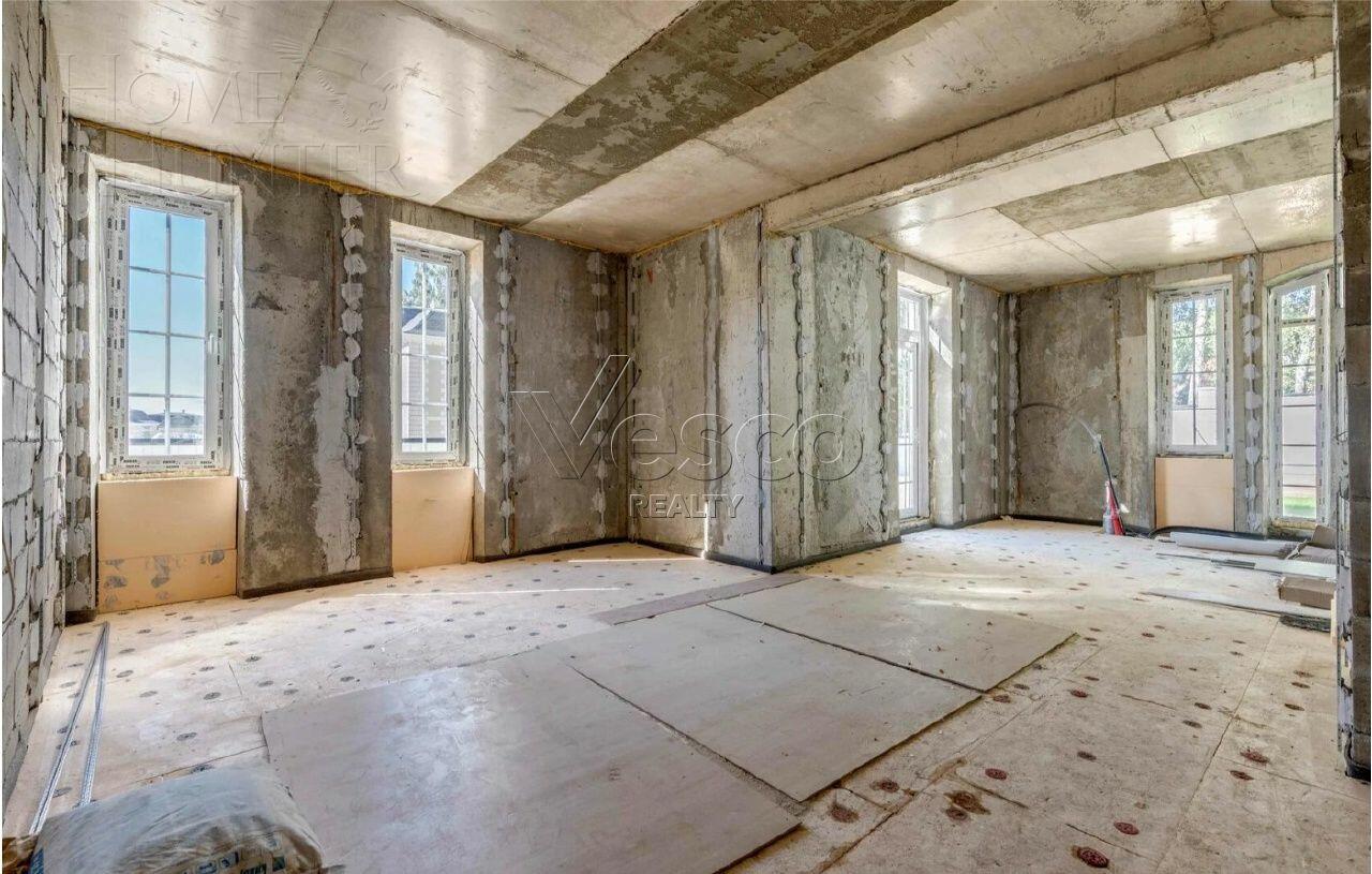 2-этажный коттедж 240 м² без отделки